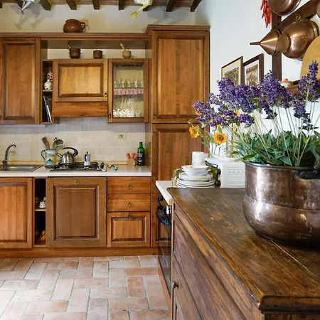 4 Bedroom Lovely In * Cetona