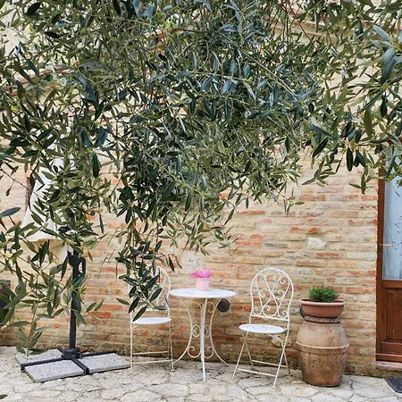 Holiday home 4 Bedroom Lovely In Cetona